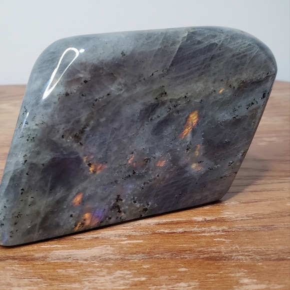 Labradorite Crystal Freeform 0.86 pounds - Picture 3 of 17